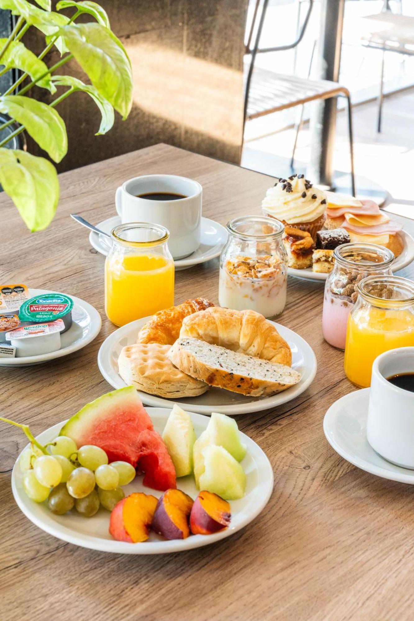 Garden Park Hotel San Miguel de Tucumán Kültér fotó